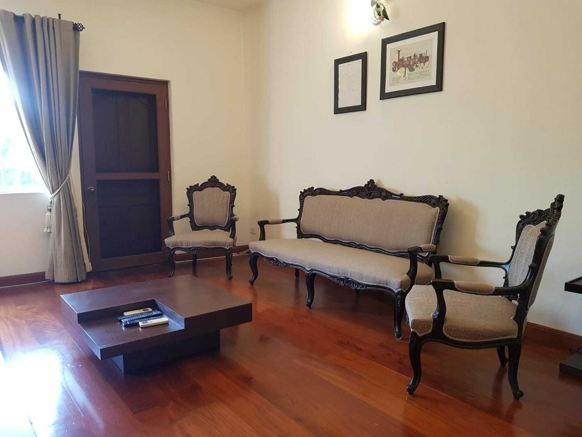 Prompimarn Villa Toscana Bangkok Exteriér fotografie